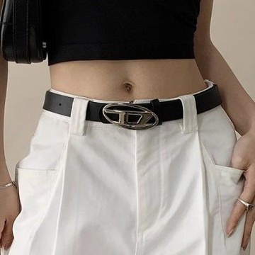 【台灣有貨】  美式 Y2K 千禧 復古 銀色扣 D字母 腰帶 男女不拘 百搭 裝飾 連衣裙 牛仔褲 皮帶男女配飾 腰帶