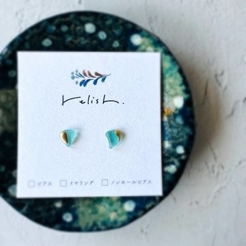 【再販】海的贈禮 海玻璃 金繼（Kintsugi）耳針 無耳洞夾式耳環 玻璃 濱玻璃 禮物 贈禮 誕生禮 母親節 小巧
