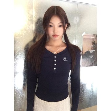 紅人館內搭打底衫女秋季2026新款修身長袖正肩t恤設計感甜辣上衣