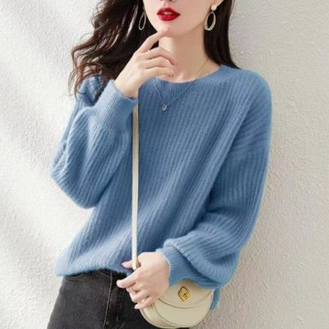 【LANNI 藍尼】★慵懶燈籠袖柔暖毛衣(上衣/女裝/毛衣/休閒/百搭)