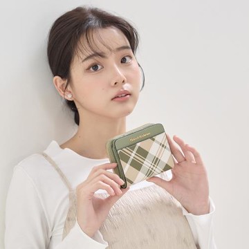 【金安德森】Xylia 經典格紋壓釦式短夾-羅勒綠