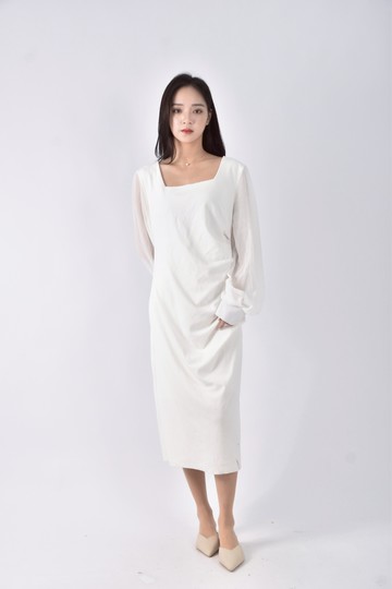 (L) 【金莎私服】n xiao niu niu透膚方領白色洋裝