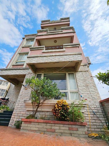 竹北鳳岡豪氣花園大別墅  甲建大地坪｜新竹縣竹北市鳳岡路三段