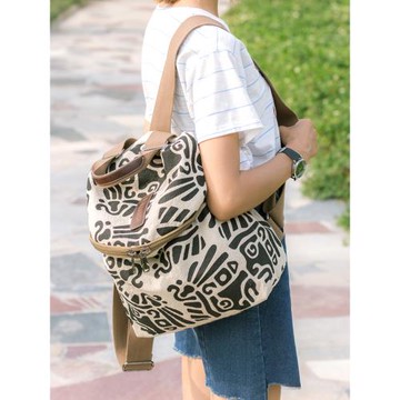 新款雙肩包簡約涂鴉女士多用單肩背包文藝范褶皺棉麻休閑旅行小包