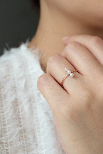 14K Triple Pearl Ring 典雅直列珍珠戒指洗澡免摘  流汗碰水不褪