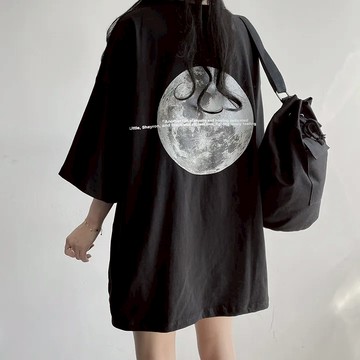 Vuja de 純棉 t恤 短袖上衣女 月球印花 T恤 韓國上衣 oversize T恤 潮流衣服 寬鬆上衣 ins風