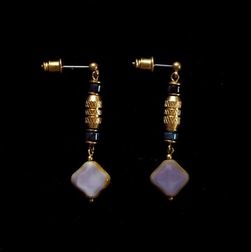 刻紋古典 菱形玻璃珠耳環 紫