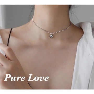 Pure Love樂芙 /正韓 鈦鋼【316L醫療鋼】G01163LUCKY字母圓牌吊墜不對稱鎖骨鏈 短項鏈 / 金 銀