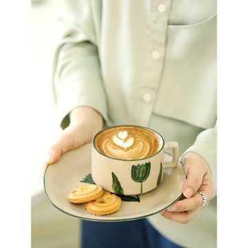 手繪郁金香咖啡杯 ins風大口拉花杯輕奢陶瓷杯 耐熱茶杯帶碟350ml