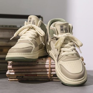 高中學生大碼女鞋子41一43春季荔枝鞋軟底運動鞋女超軟滑板鞋42號