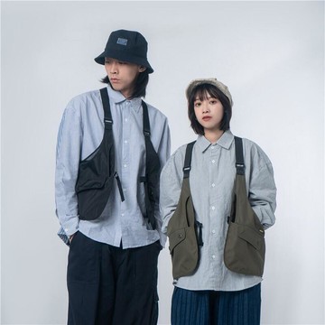 日系古著 機能多口袋工裝背心 男女可穿  無袖馬甲 休閒 細肩帶工作背心