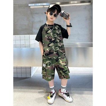 男童夏裝迷彩套裝2023新款兒童夏季短袖炸街帥氣時髦中大童軍訓潮