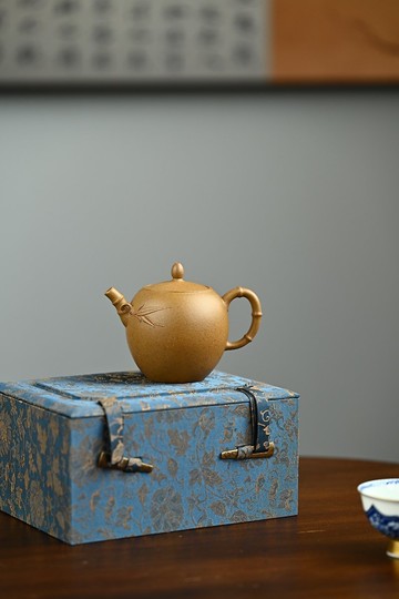 君儀 全手工 容量160cc段泥全器亭亭玉立竹葉清晰輕薄優雅