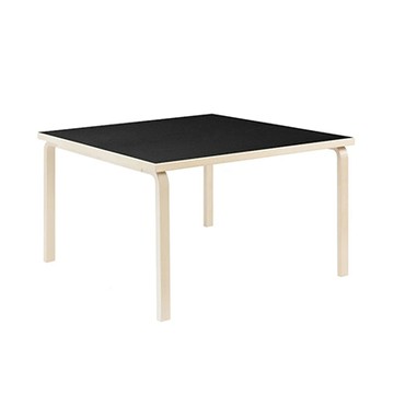 Aalto Table 84 方形桌（黑色桌面、120 x 120 公分）