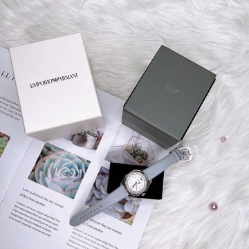 美國代購 台灣現貨 EMPORIO ARMANI 亞曼尼 貝殼面 皮錶帶女錶 AR11032【送禮精選★APP下單點數4倍送】