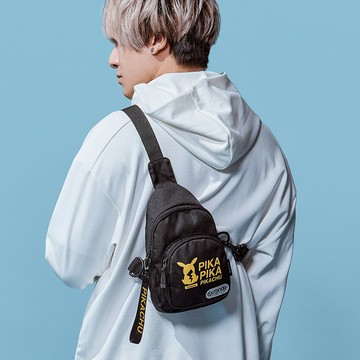 【OUTDOOR】寶可夢Pokemon-潮黑皮卡丘單肩包-小-黑色 ODGO20B04BK