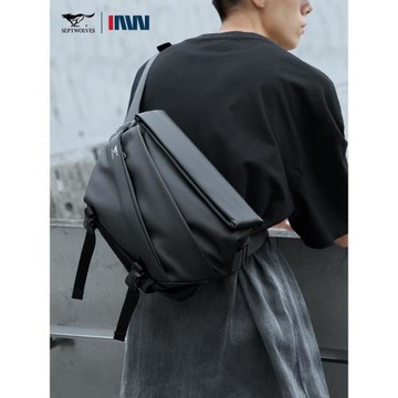 七匹狼新款機能斜挎包男背包潮流胸包郵差包單肩包休閑斜背包男包