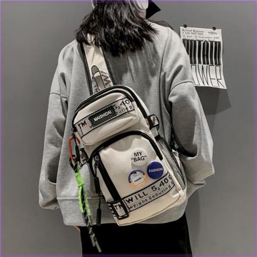 包包女斜挎包ins街頭潮流工裝休閑豎款平板側背包男生大容量胸包