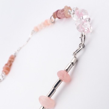 項鍊。薄雪草、米香花、歐石楠