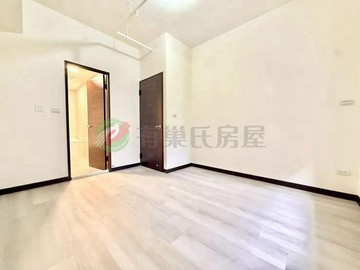市鎮櫻花之櫻｜三房平車｜平轉戶｜台中市清水區港新三路