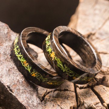 森林之靈|| 配對的木頭和樹脂環以及天然苔蘚