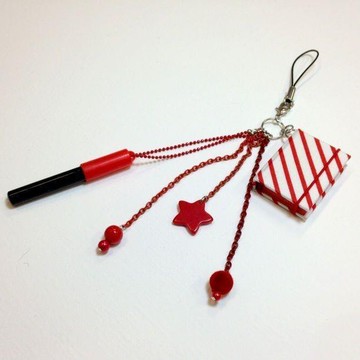 小本與筆 :: 迷你本子吊飾