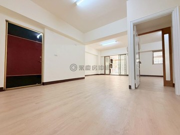 鳳山88頂新商圈大露台三房+平車｜高雄市鳳山區過仁街