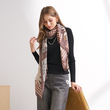 CLL巧玲瓏 千鳥格底花卉造型圍巾(粉色) 5369916