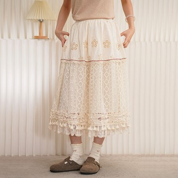 流蘇點綴刺綉蕾絲拼接半裙121326C