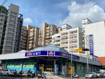 W北屯太原商圈|親家摩登｜精美三房+平面車位｜台中市北屯區太原路三段