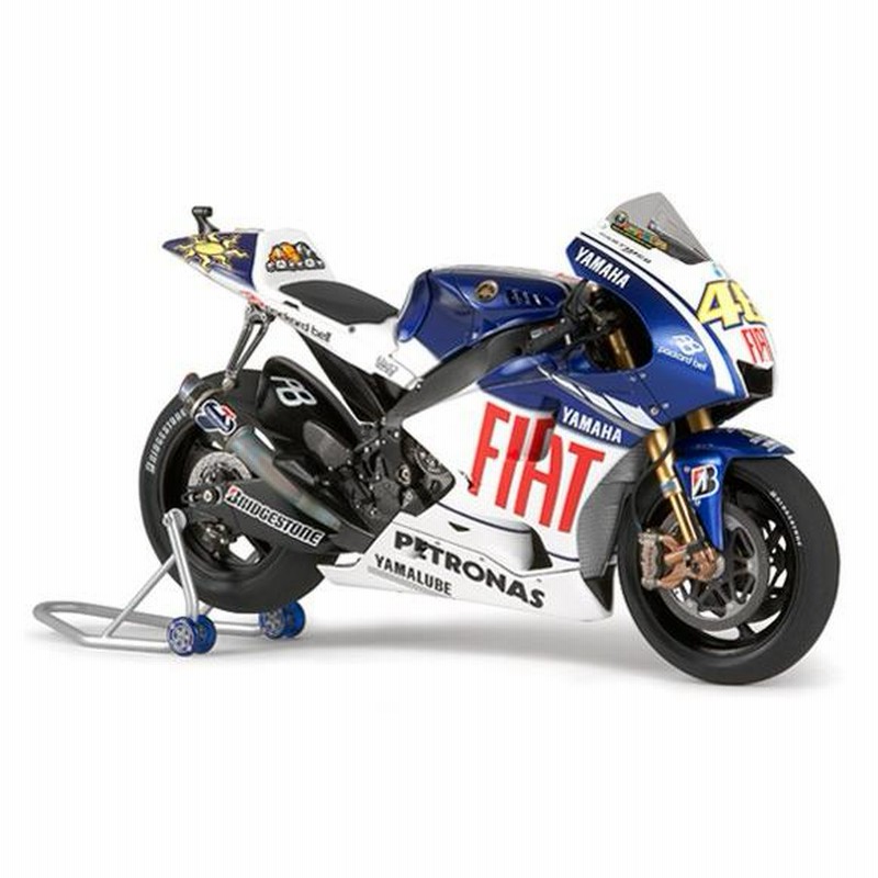 YZR-M1 '09 フィアットヤマハチーム タミヤ 1/12バイク 14117 