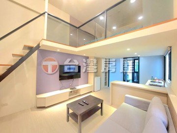 山那邊邊間挑高套房️於熱鬧商業區｜宜蘭縣礁溪鄉信義路