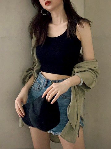 純欲黑色小吊帶背心女內搭春夏辣妹外穿性感露臍短款打底小眾上衣