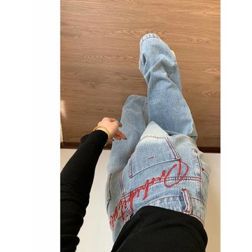 美式復古刺繡彎刀牛仔褲女夏季2026新款高腰寬松直筒闊腿鐮刀褲子