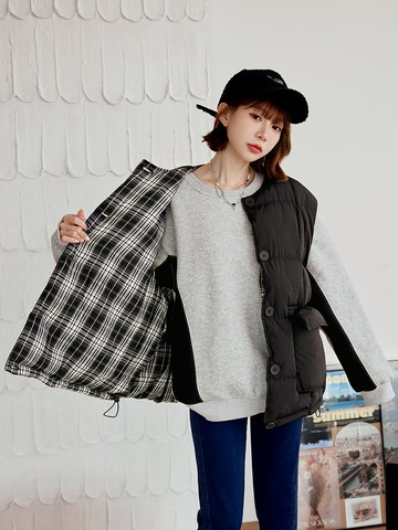 保暖鋪棉內格紋造型排釦背心