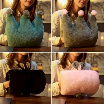 暖手抱枕插手學生午睡小枕頭毛絨可愛捂手靠枕辦公室午休神器冬天