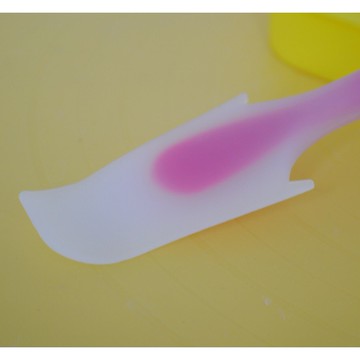 【半透帶勾小刮刀】帶勾設計可輕易清除罐子內食品 烘焙用具