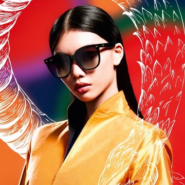 【RayBan 雷朋】蛇年限量款☆修顏膠框太陽眼鏡(RB4423D-68078G 66mm)