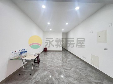 R8亞灣三多捷運忠孝商圈/燙金忠孝路/騎樓透天店｜高雄市苓雅區忠孝二路