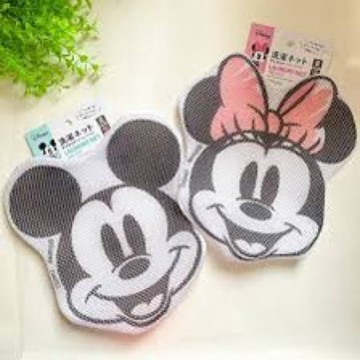 | 現貨| 日本大創Daiso 迪士尼 立體 米奇 米妮 維尼 米奇手手 三眼怪 小型洗衣袋 洗衣網 小物收納