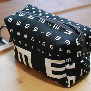 文青風自我主張相機包 獨樹一格 個性黑