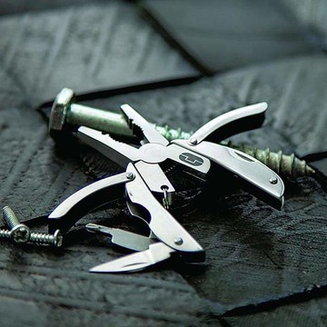 英國多功能甲蟲造型刀鉗工具組SCARAB-吊卡版(TU204K)