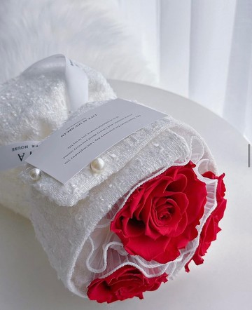 妮婭設計|快速出貨 小香風花束(厄瓜多XL三朵)