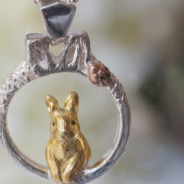 森林茶兔瓢蟲吊墜