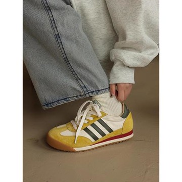 香港時尚真皮阿甘鞋女2025春秋新款平底休閑板鞋百搭舒適運動潮鞋