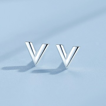 925純銀幾何字母V耳釘女2021新款潮網紅簡約耳環百搭氣質小巧耳飾