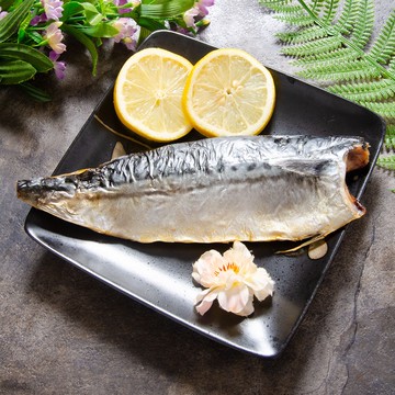 【鮮綠生活】(免運組)挪威薄鹽鯖魚(185克±10%/無紙板淨重)共8包