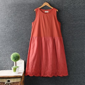 新款夏裝日系外貿無袖刺繡背心裙純色寬松打底連衣裙女