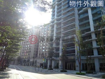 潘店推薦【巴黎香榭】A9捷運三井高樓三房｜新北市林口區忠孝三路