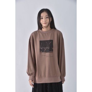 (XL) earth music ecology棉質大學T印花棕色長袖上衣二手衣